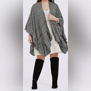 Torrid Gingham Stripe Ruffle Ruana Black Red OS
